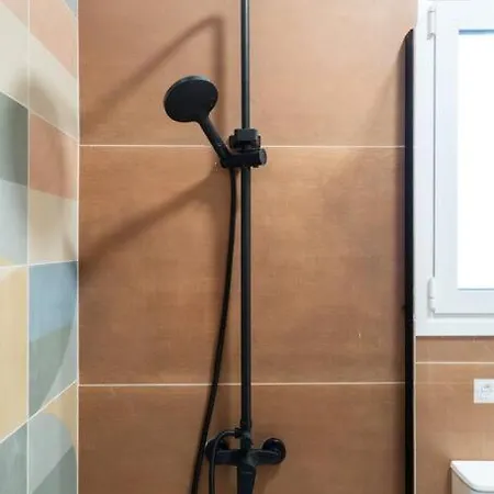 Exarcheia Comfort 1-br Apartment